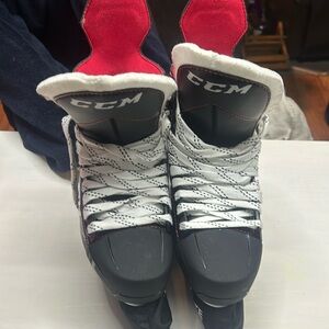 Mens Size 7 CCM Jetspeed FT455 Ice Hockey Skates